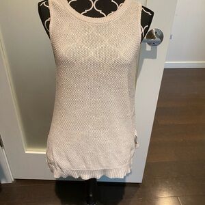 Universal Thread Cream Tank Top